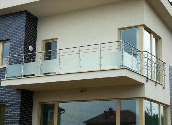 картинка балкон с бетонным перекрытием