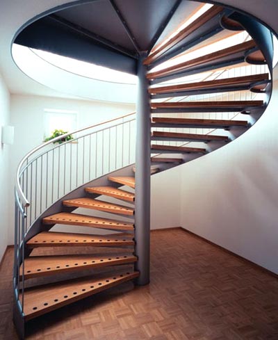 комбинированная винтовая лестница 